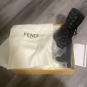 Fendi boots never worn